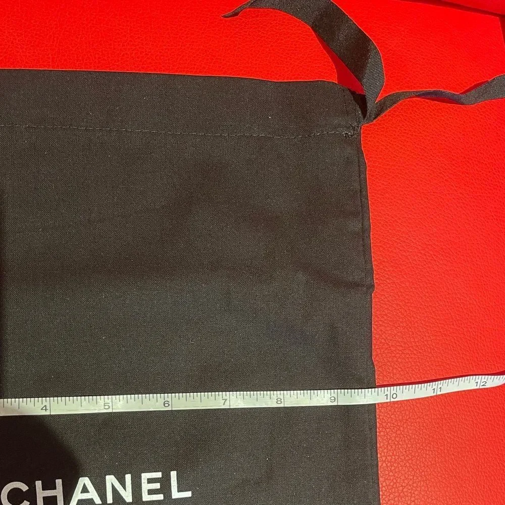 Chanel dust bags - Picture 5 of 8